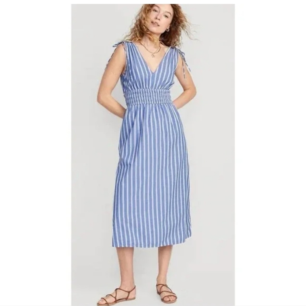 Old Navy Fit & Flare Sleeveless Striped Tie-Shoulder Smocked Maxi Dress XXL